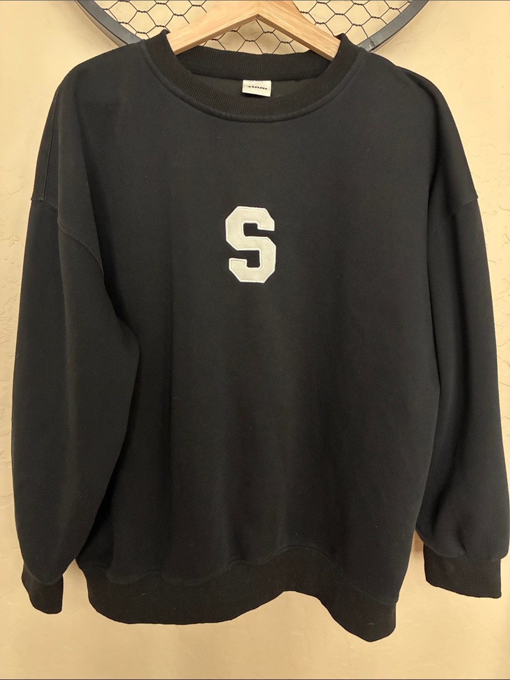 Women’s oversized sweatshirt